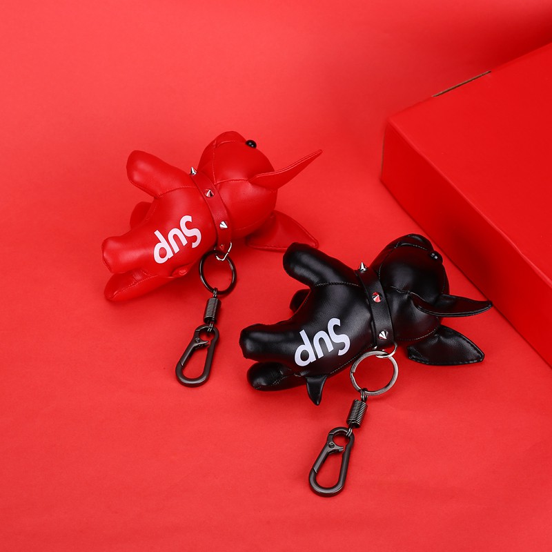 Móc khóa chó bulldog Supreme keychain