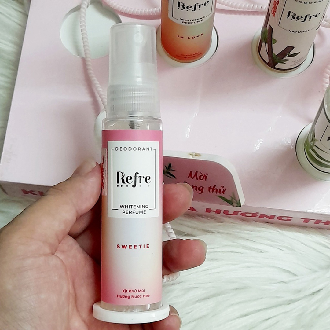 Xịt khử mùi hương nước hoa Refre 30ml
