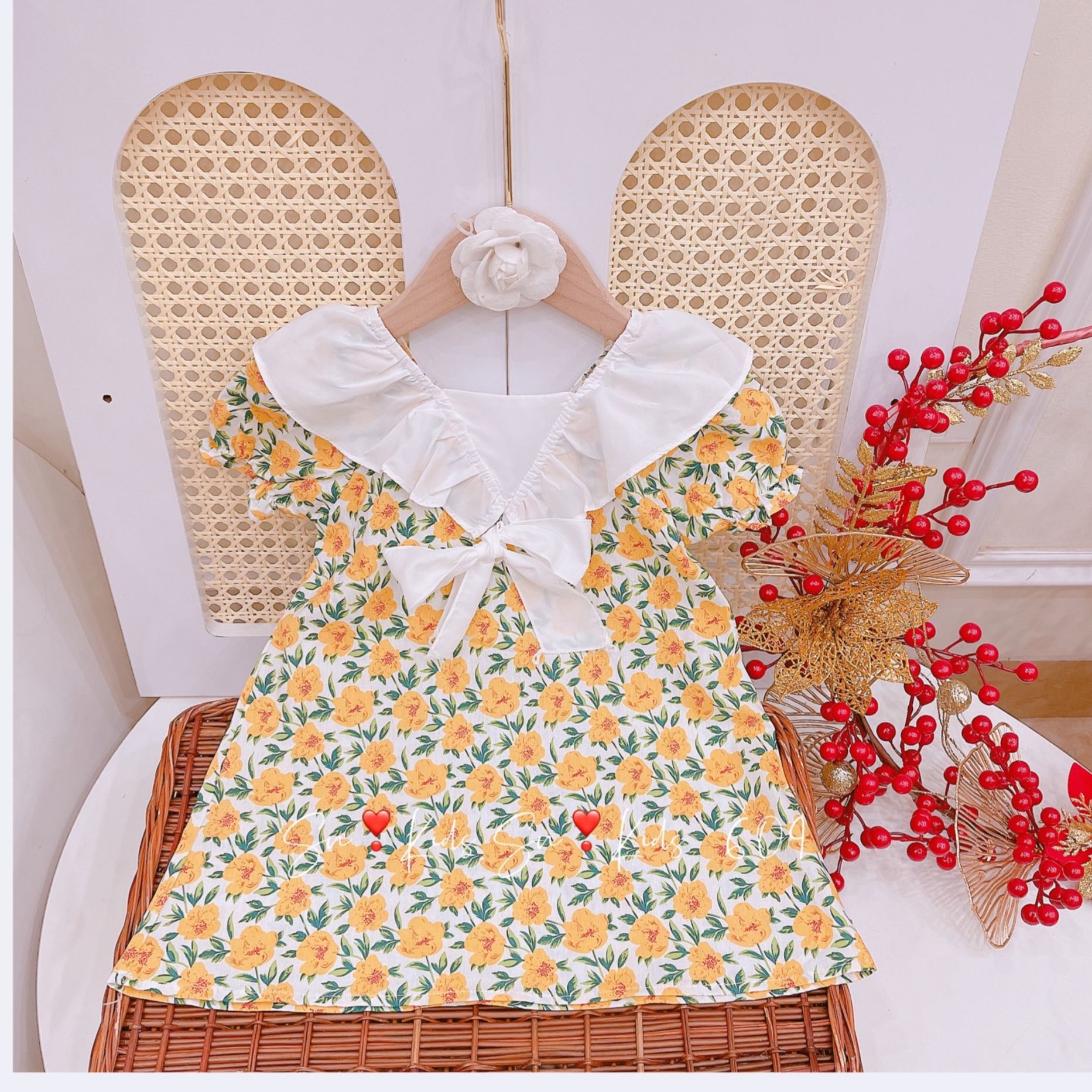 Váy đầm hoa công chúa bé gái xinh đi du lịch 8-20kg