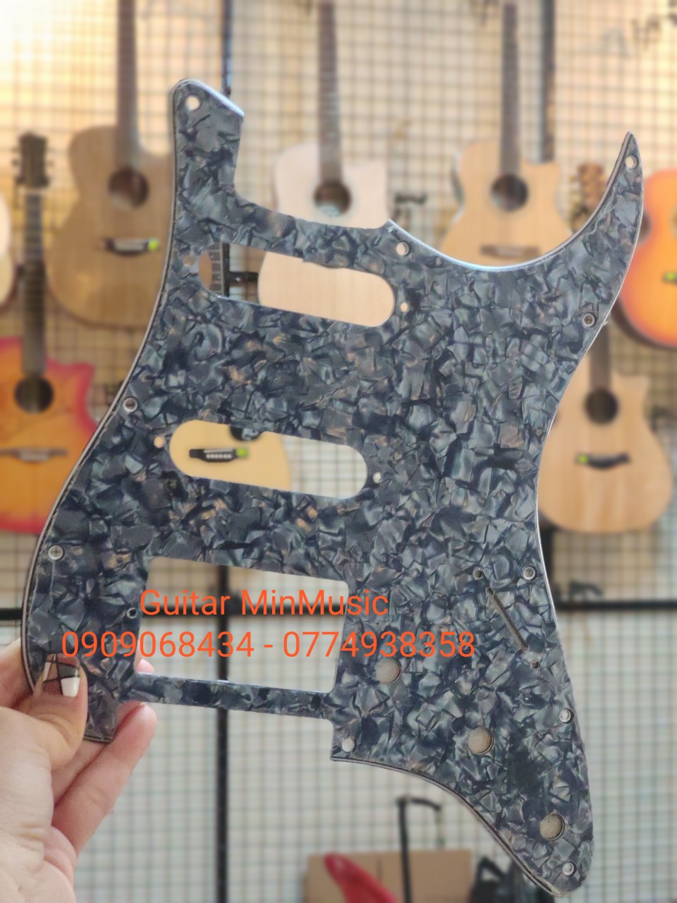 Mặt nạ đàn guitar điện | pickguard guitar fender