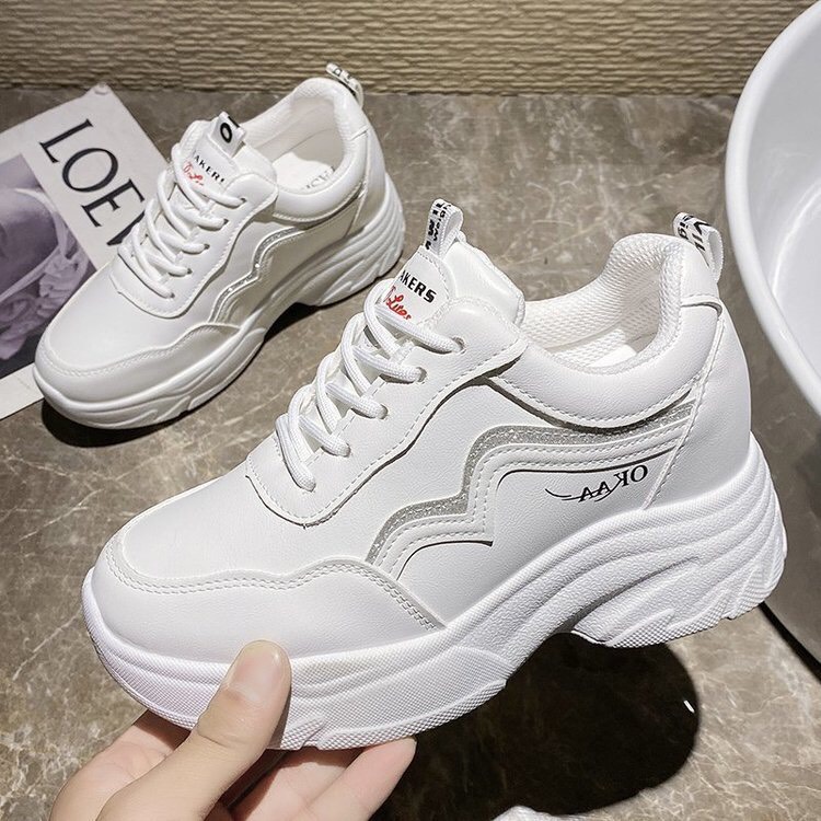 [HCM]Bata sneaker nâng đế trắng