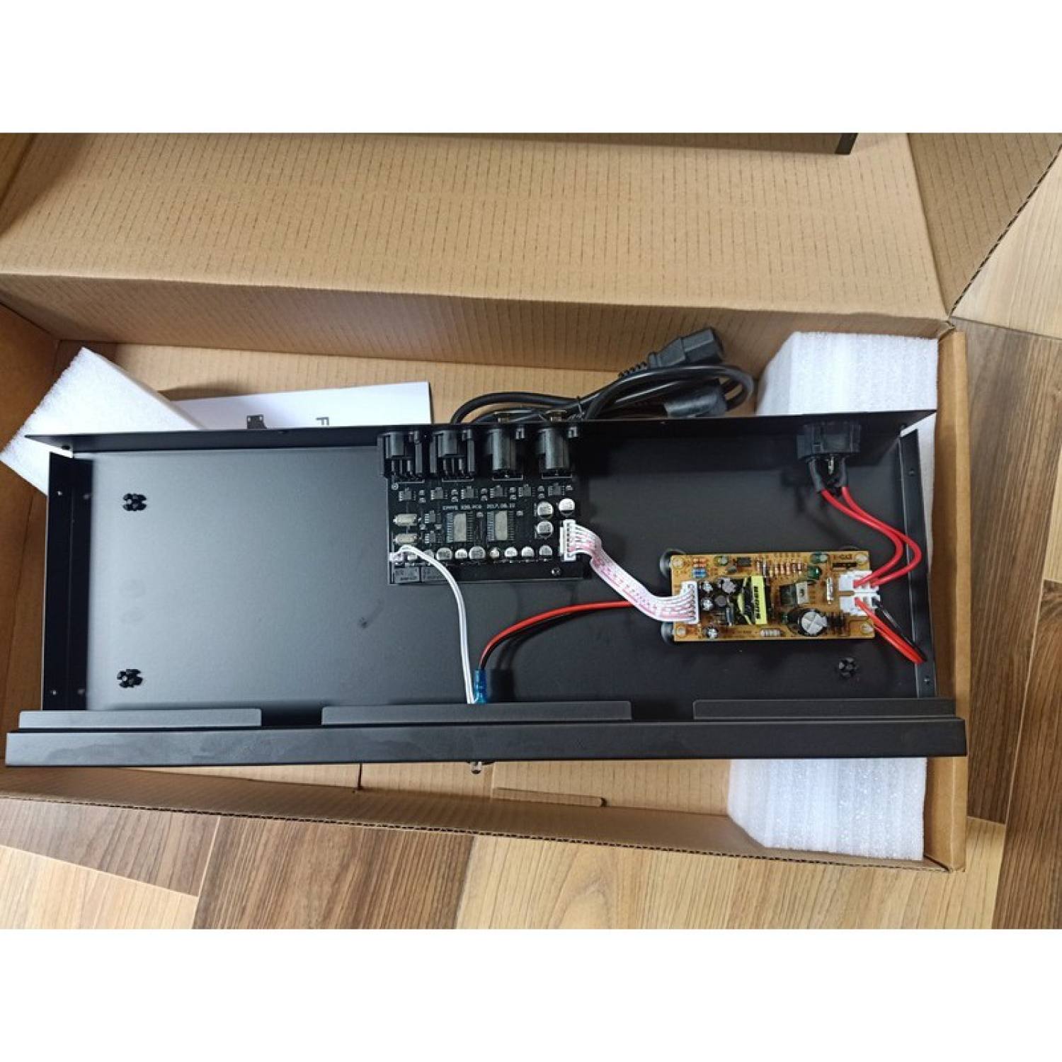 máy chống hú micro Feed Back XTR 2.0.