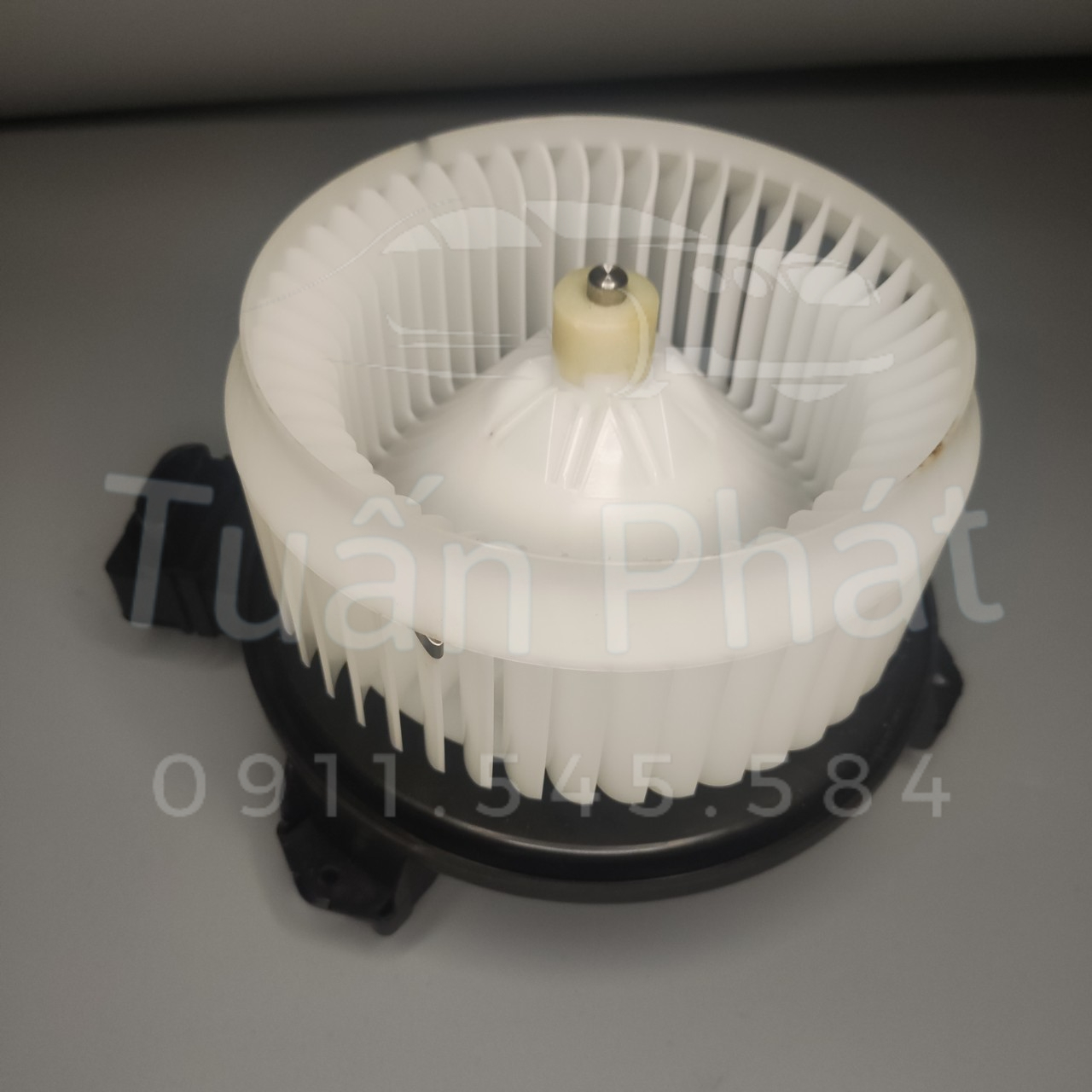 Quạt Dàn Lạnh Innova Fortuner 2006-2015
