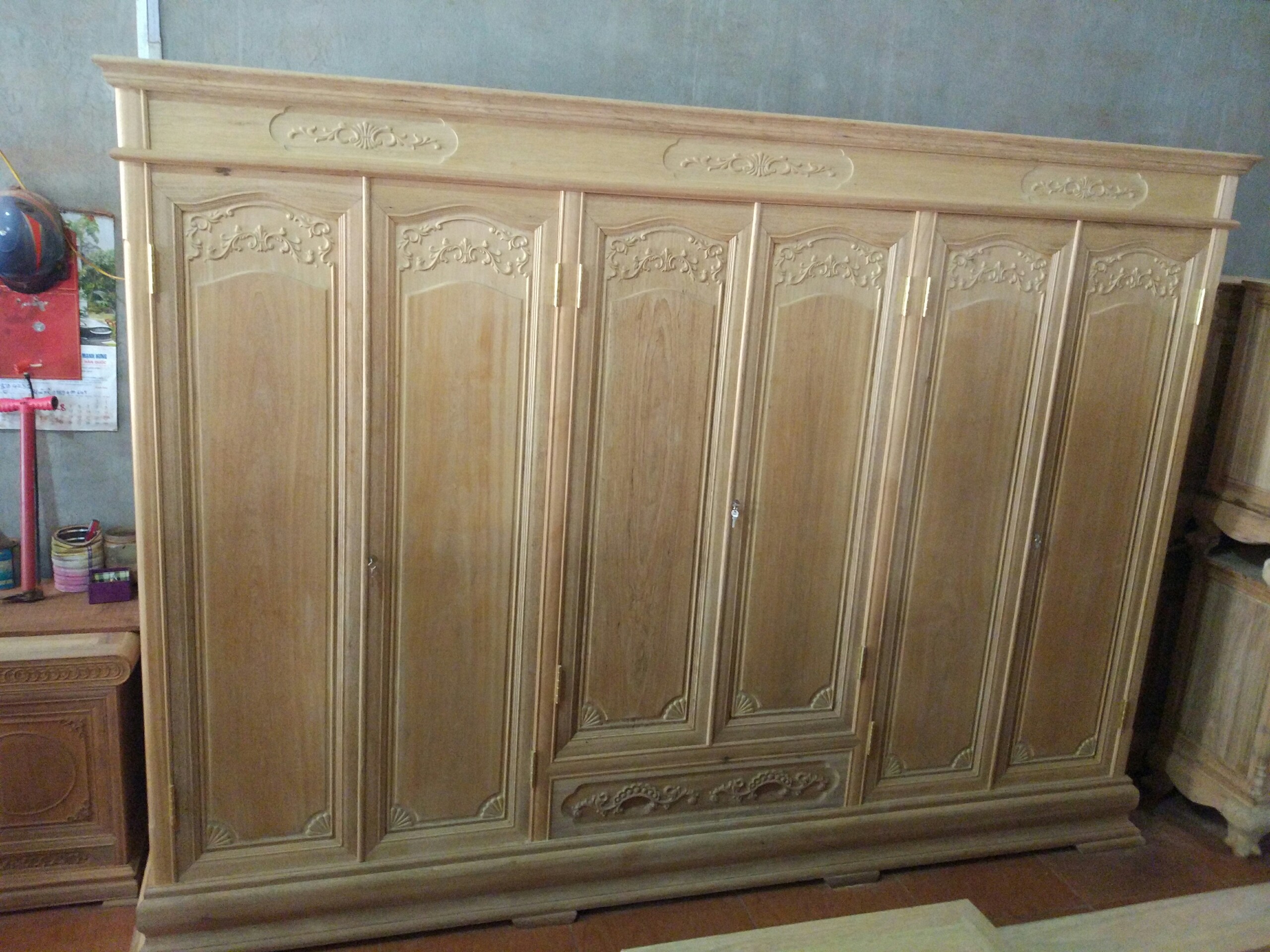 Tủ Quần Áo Gỗ Gụ