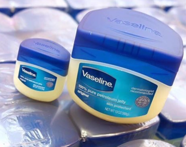 Sáp dưỡng ẩm Vaseline 49g