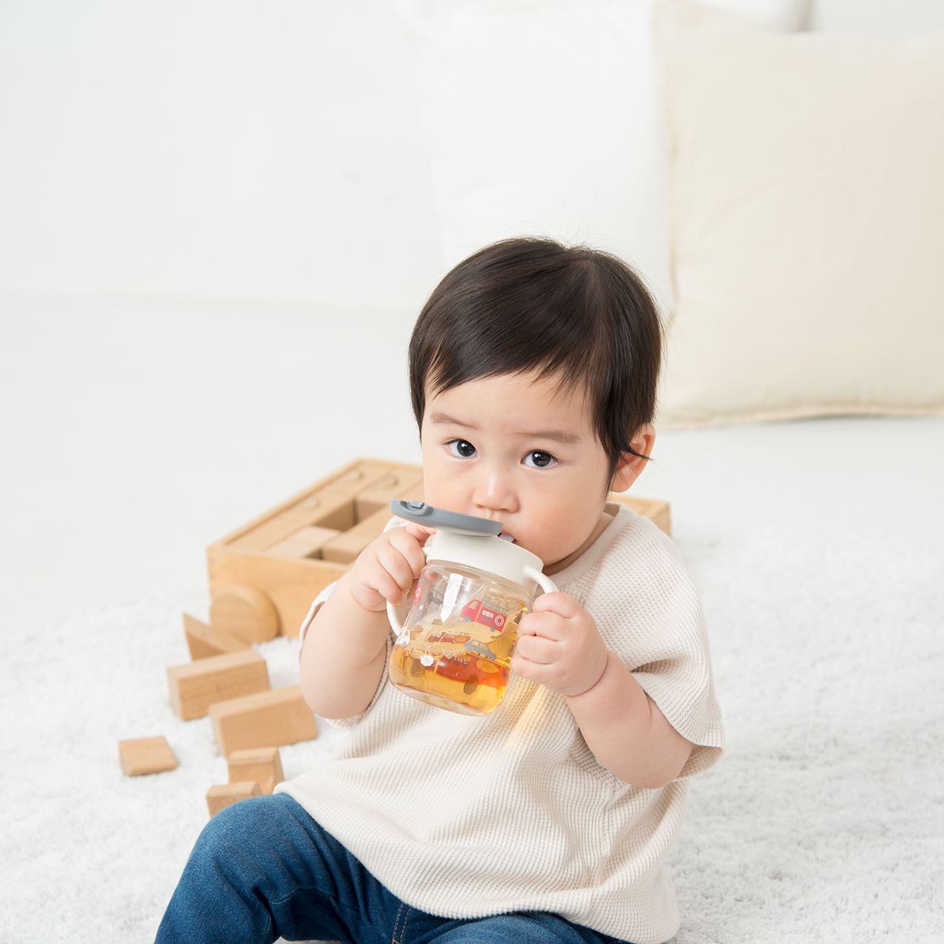 Bình ống hút RICHELL TLI bước 2 200ml | Baby