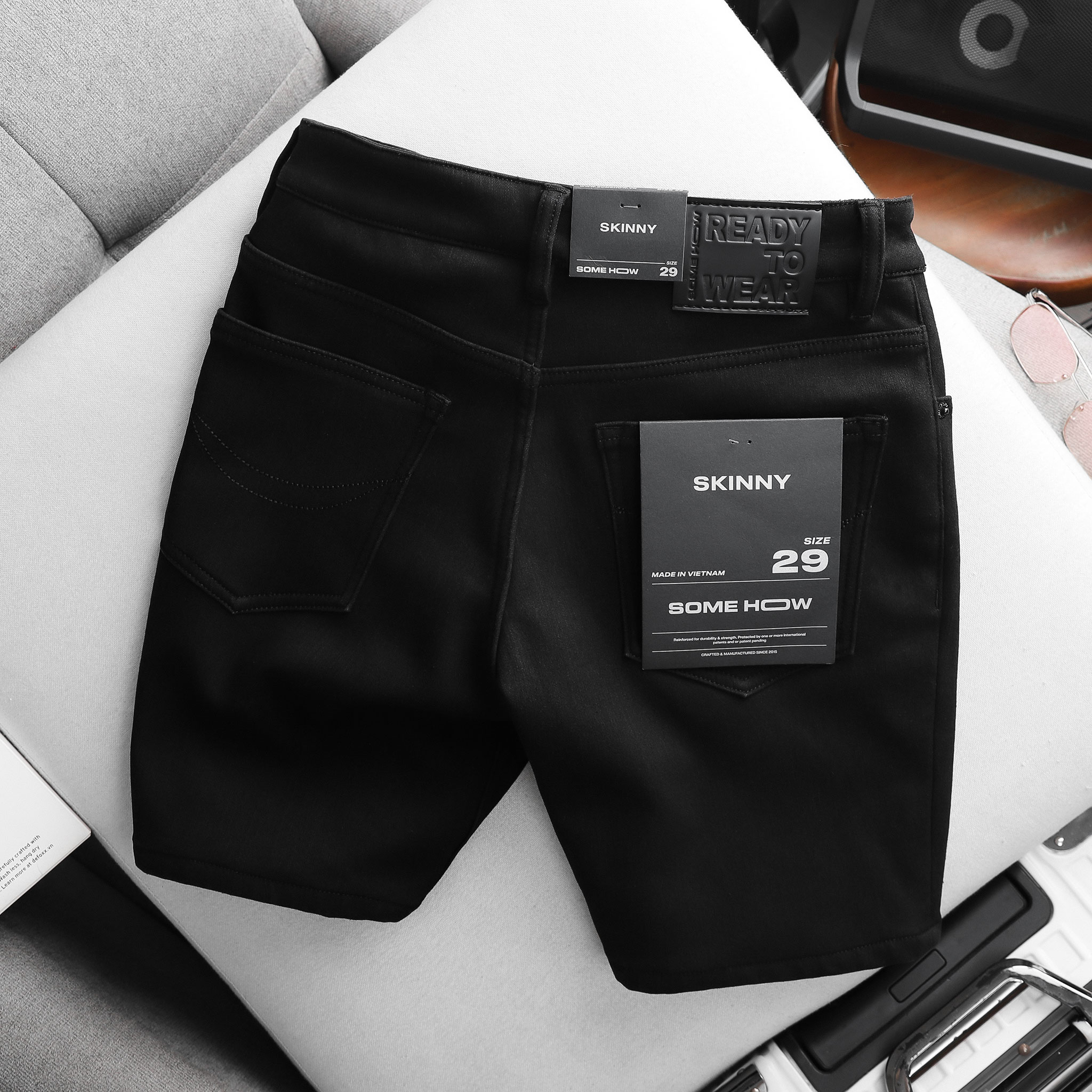 Quần Short Jean Dense Black