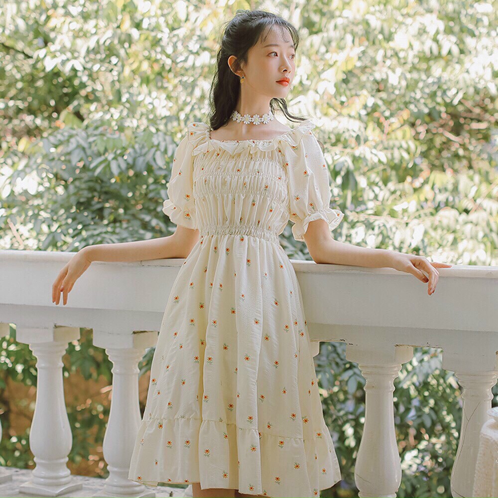 Đầm dạo phố đuôi cá bánh bèo