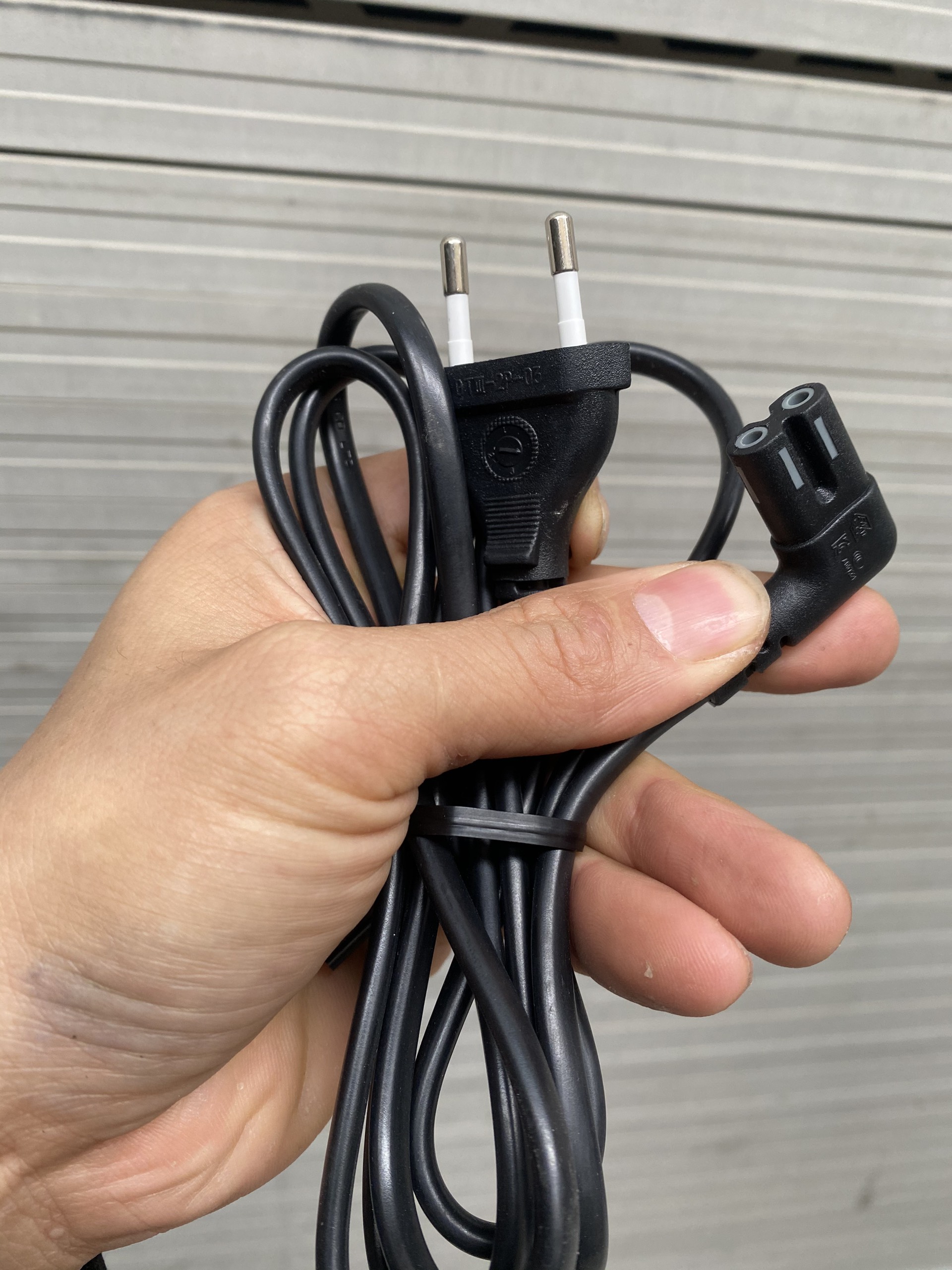 Dây cap nguồn số 8 cho tivi Panasonic