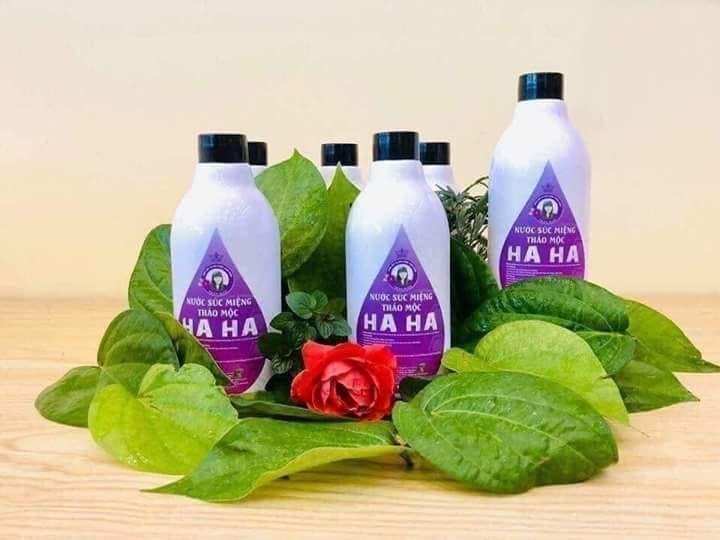 NƯỚC SÚC MIỆNG THẢO MỘC HAHA TRẦN MAO