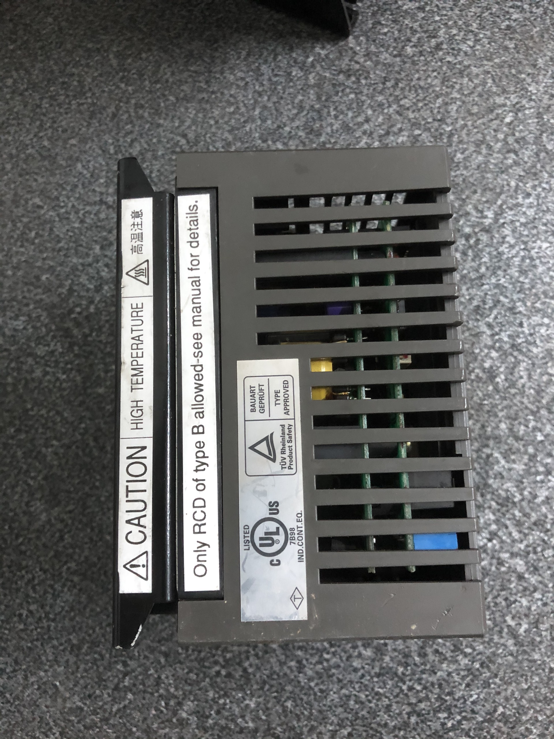 Biến tần Nhật cũ Fuji vào 1pha 220V ra 3pha 220V
