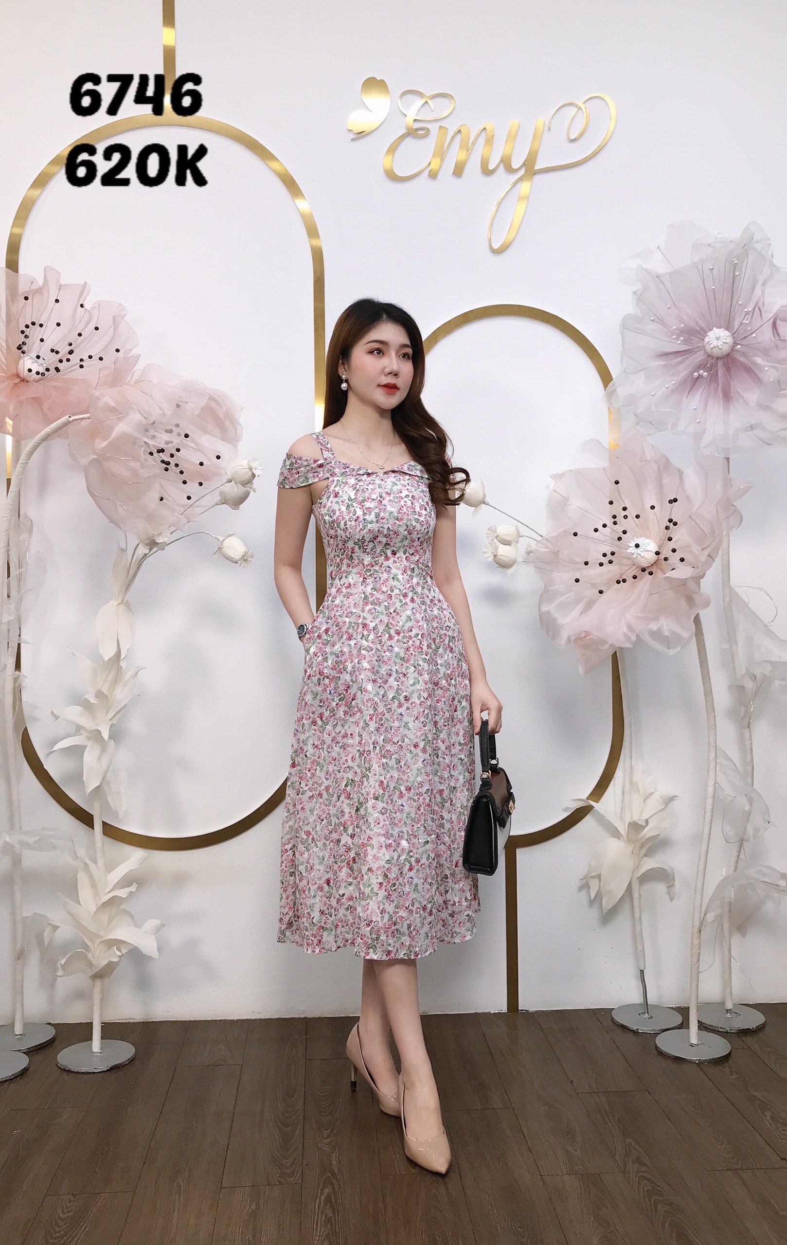 Đầm EMY EM6746 Xoè Midi Rớt Vai