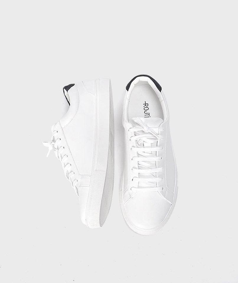 Giày Nam Sneaker Trắng Đáp Đen - Gl212024
