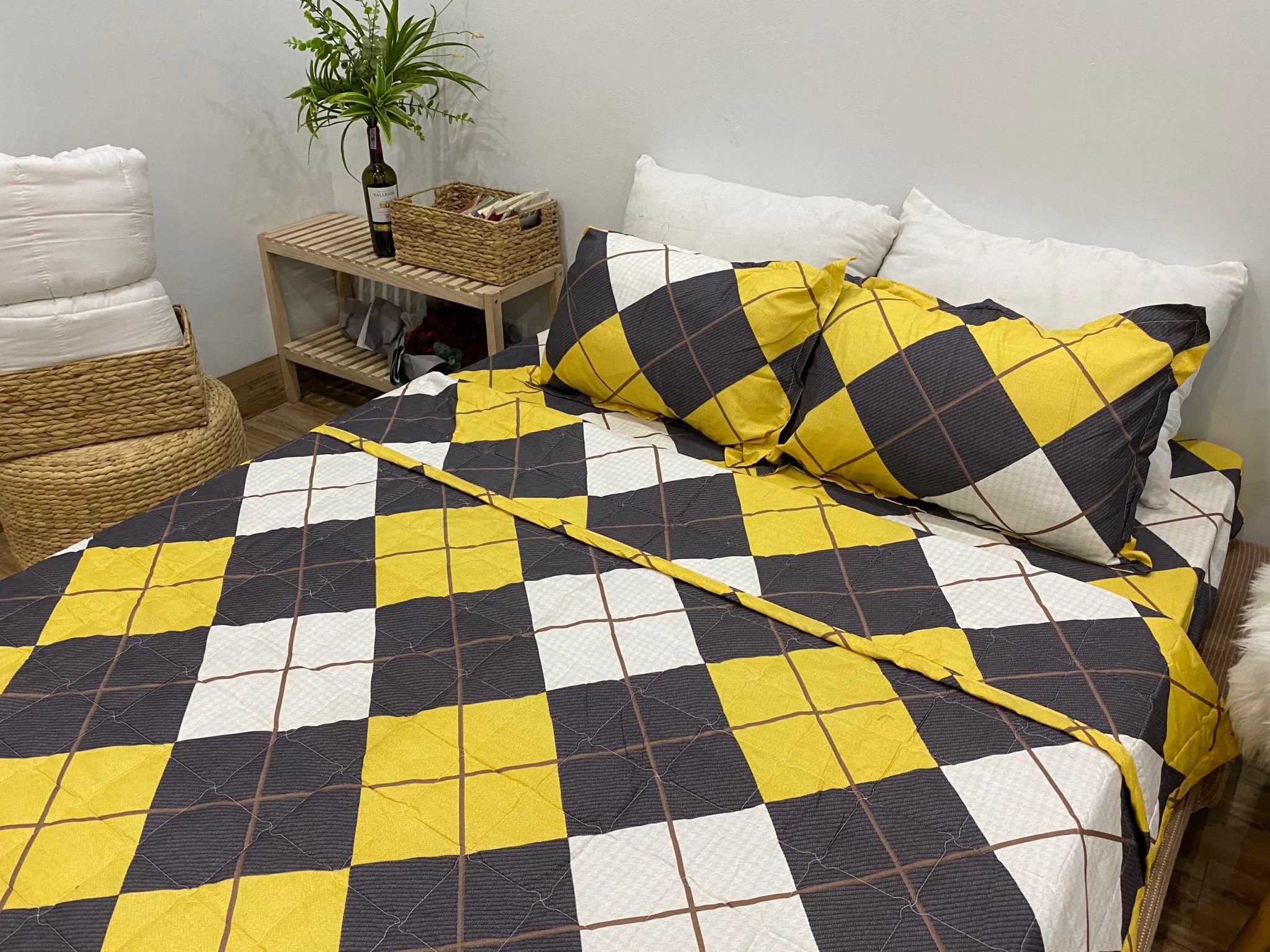 Bộ Chăn Ga Gối Cotton Poly - Kẻ Vàng ( 3 Món , 4 Món , 5 Món ) Tiệm Nhà Cá