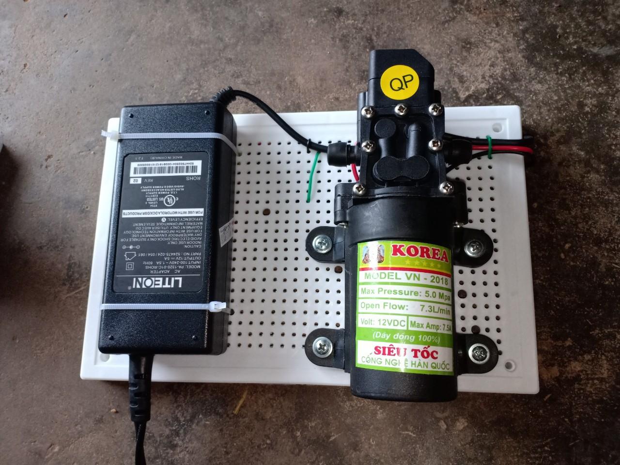 Bộ máy bơm tăng áp mini 12V tự ngắt KOREA HÀN QUỐC