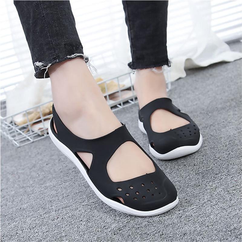 [HCM]Giày nhựa êm giày đi mưa giày thể thao