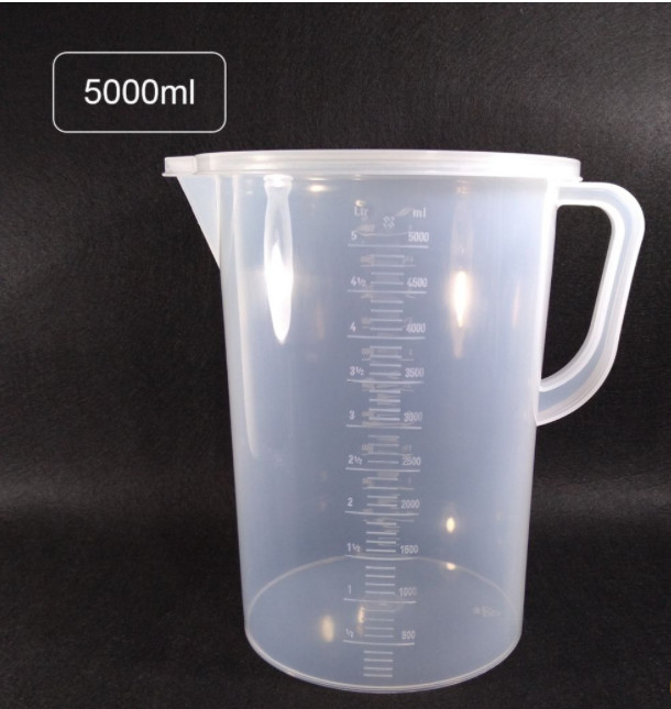 Ca Đong Nhựa 5000ML có nắp