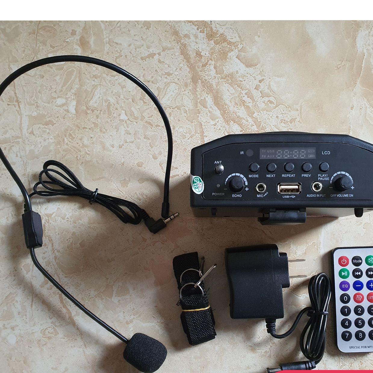 Máy trợ giảng Sony SN898 kèm mic có Bluetooth
