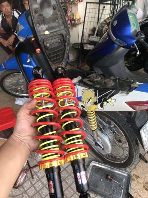 Phuộc 2 lò xo Wave Sirus Dream Future 125 Axelo