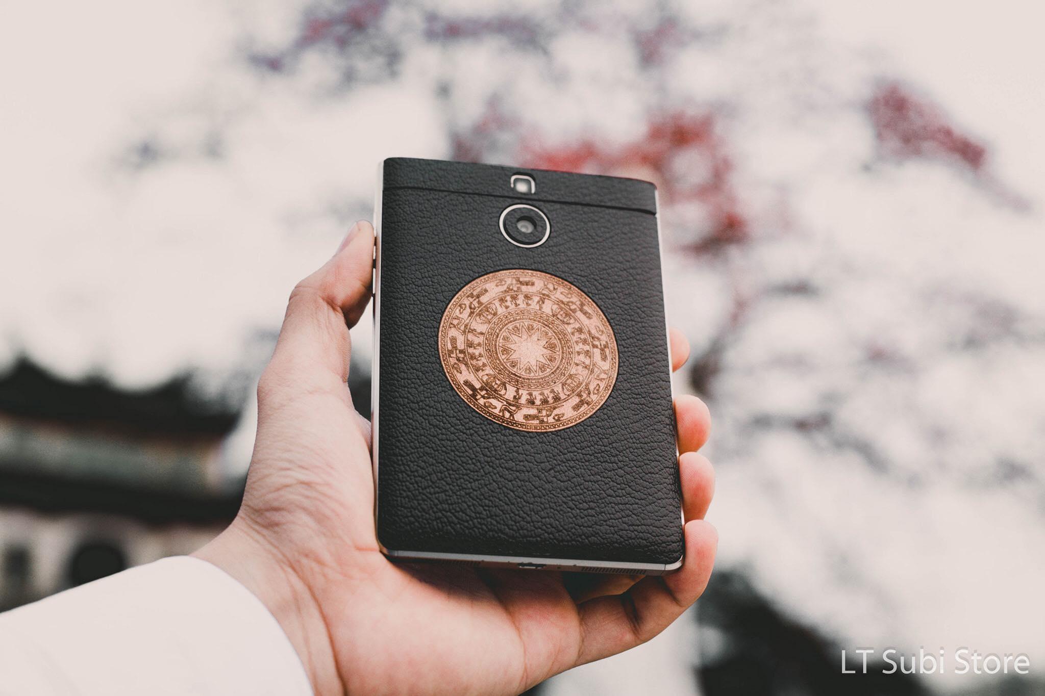 Miếng dán skin da BlackBerry Passport Silver