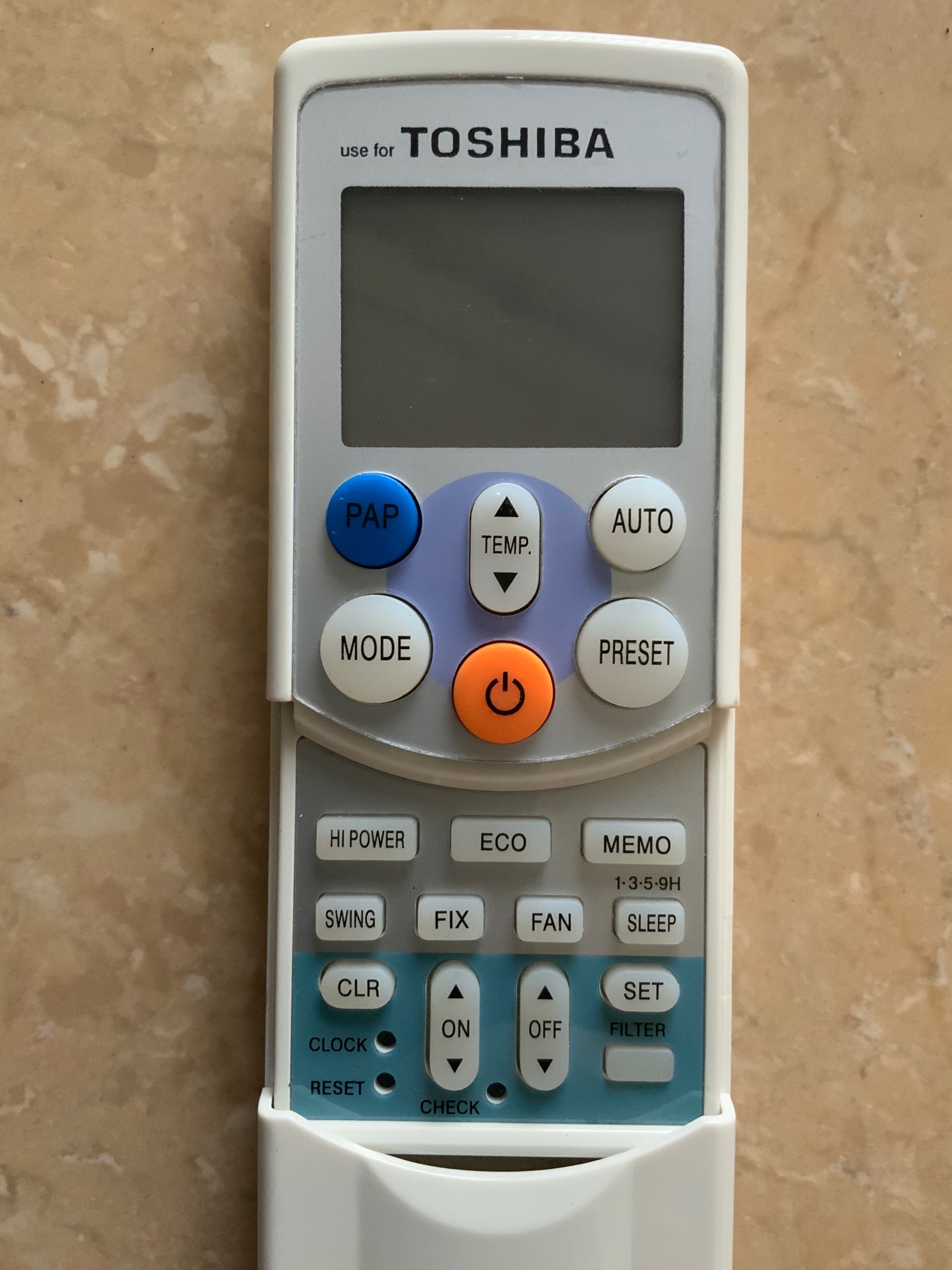 Điều khiển điều hoà Toshiba (lắp trượt)