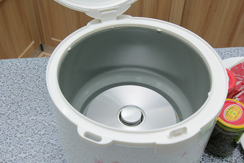 Nồi cơm điện 1.8 lít Kangaroo KG377