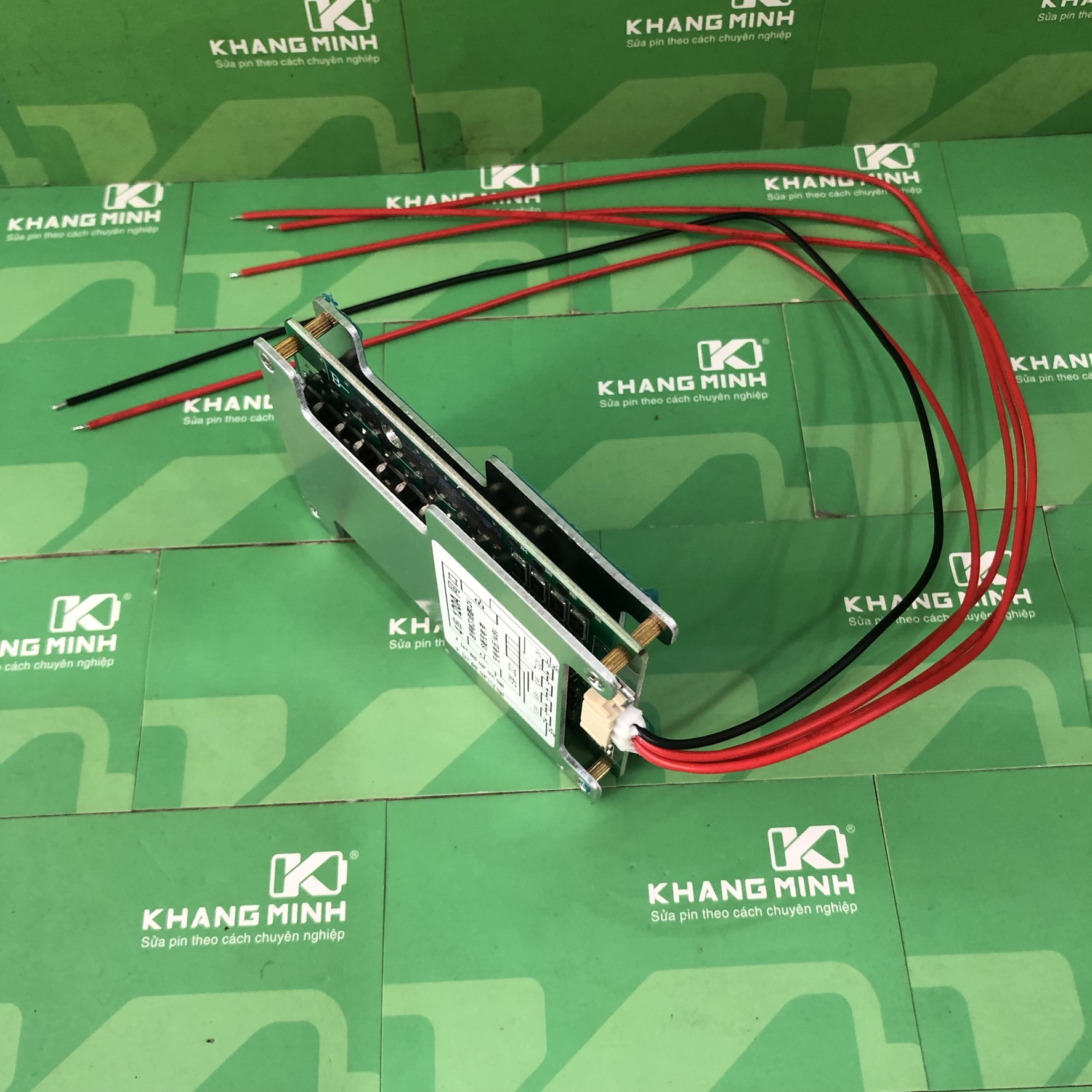 Mạch pin sắt 4s 12v 120a li-fe 3.2v, chế bình kích ô tô xe máy