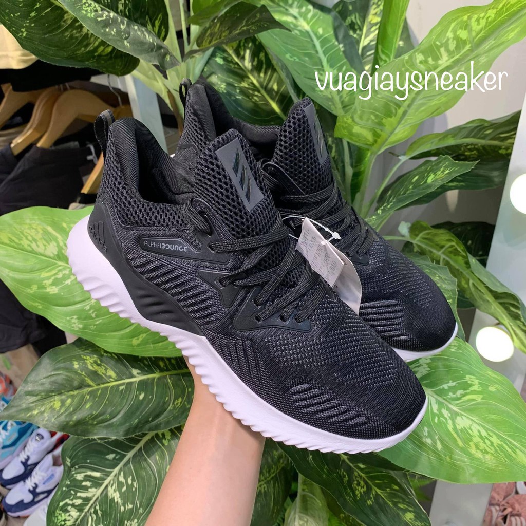 Giày alpha bounce đen trắng