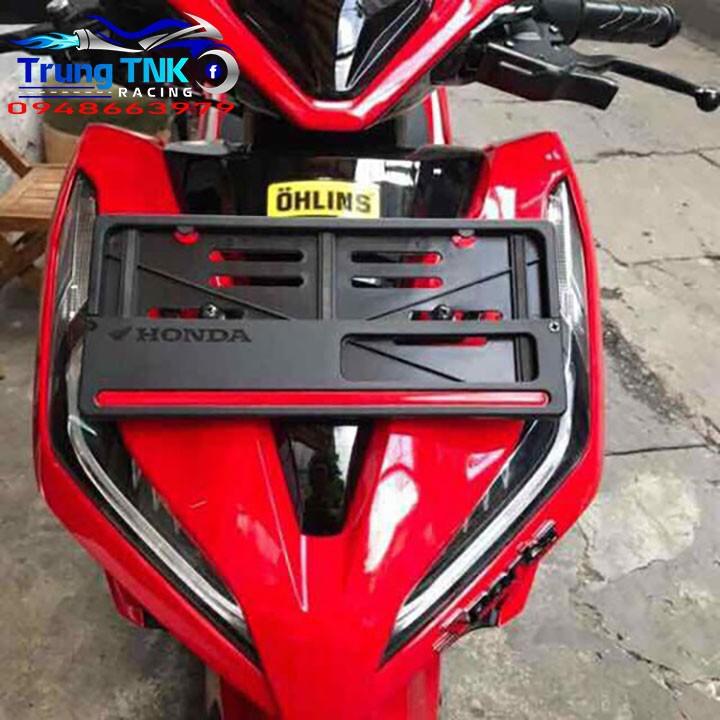 Bảng tên indo kèm pát ốc gắn.