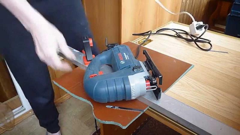 Máy cưa lọng Bosch GST 8000E