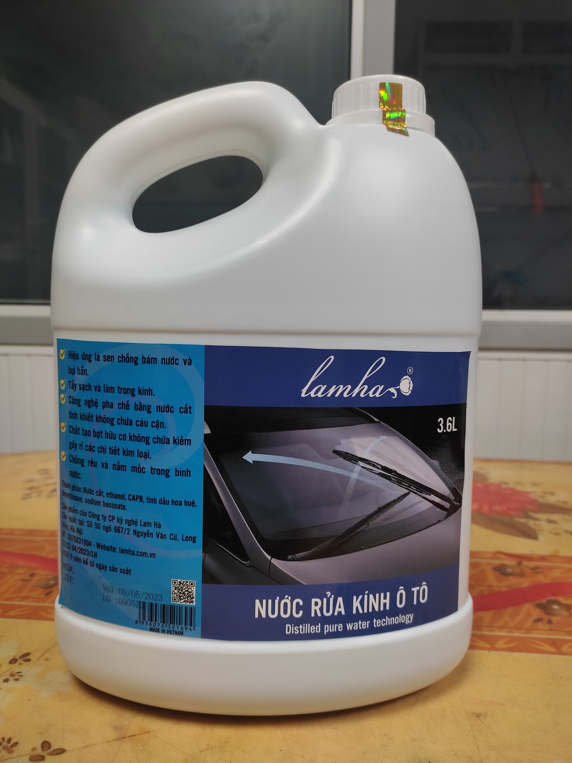 Nước rửa kính ô tô can 3,6L LAMHA