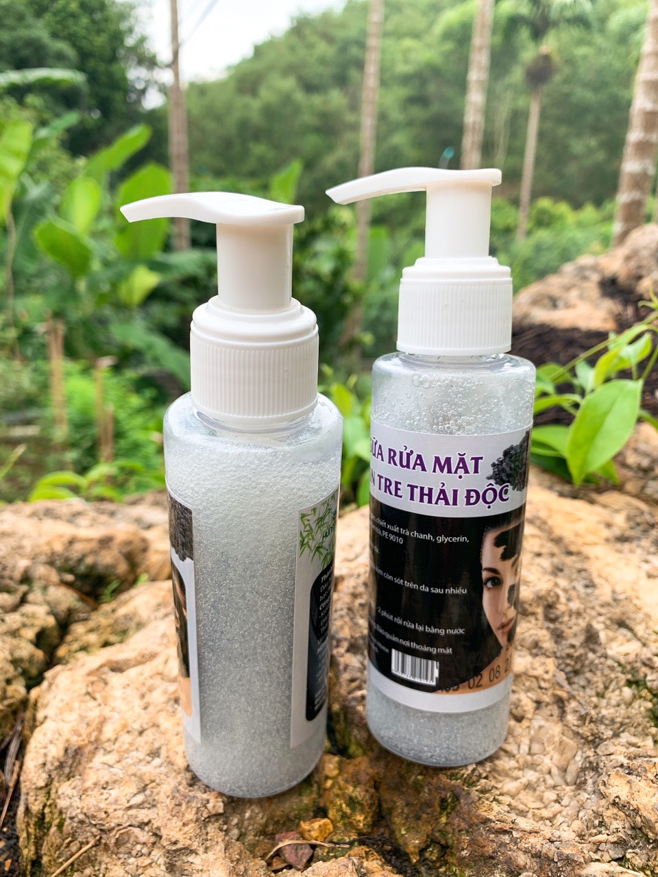 Sữa rửa mặt than tre thải độc Hunahome
