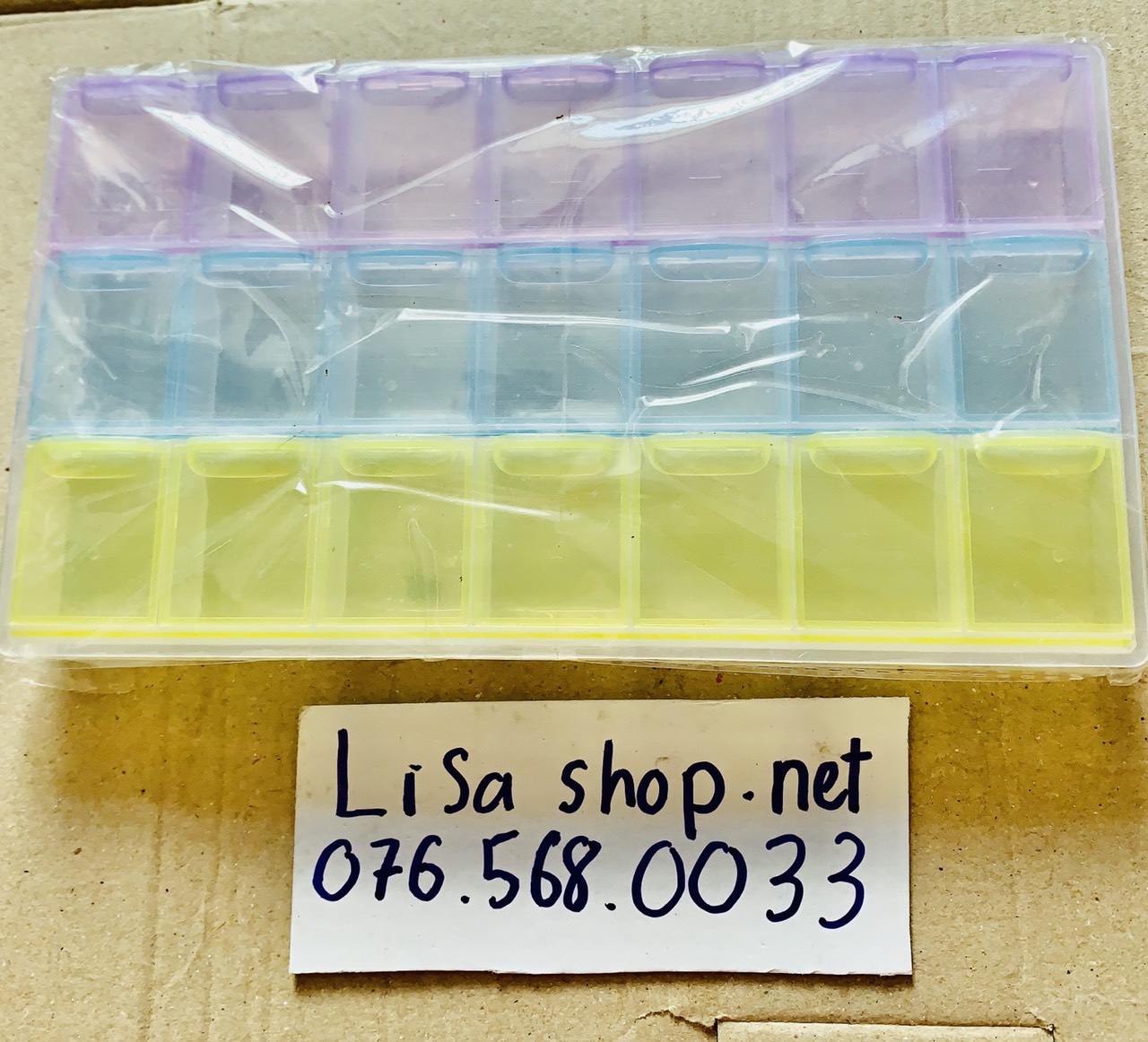 [HCM]Hộp đựng đá của tranh đính đá