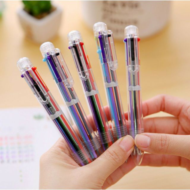 [HCM]Bút bi bấm 6 màu nhiều ruột