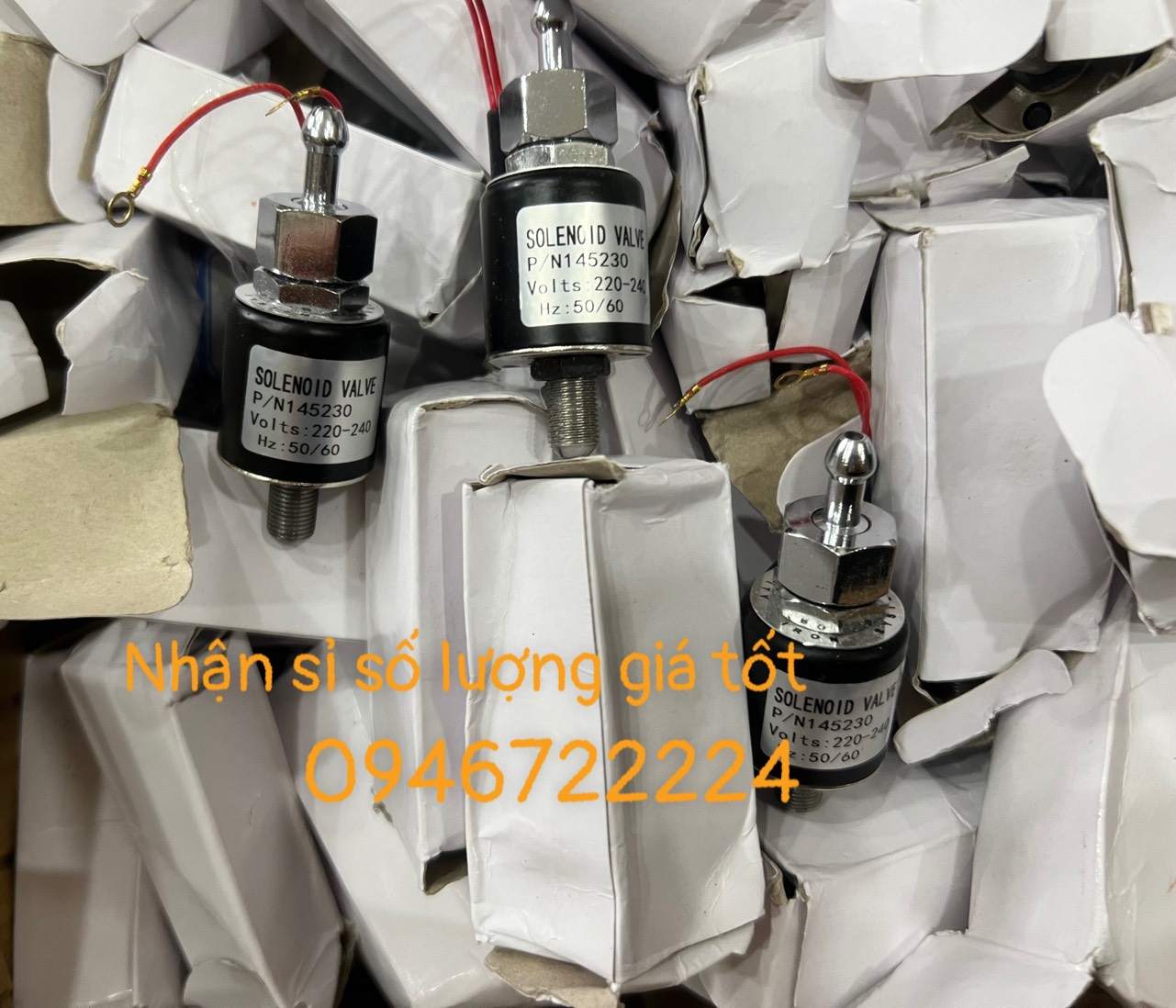 CỤC BƠM BÀN ỦI HƠI NƯỚC BÌNH TREO ( SOLENOID)
