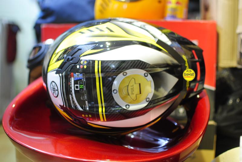 Tem Yamaha màu Vàng dán Mũ Fullface