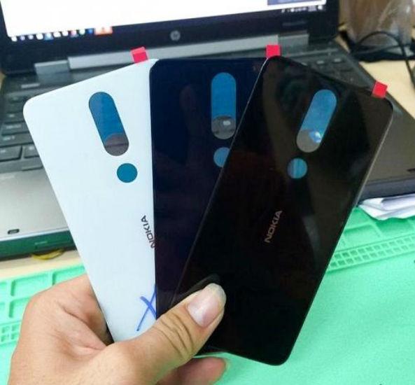 [HCM]NẮP LƯNG NOKIA 5.1 PLUS ZIN TẶNG LỌ KEO B-7000