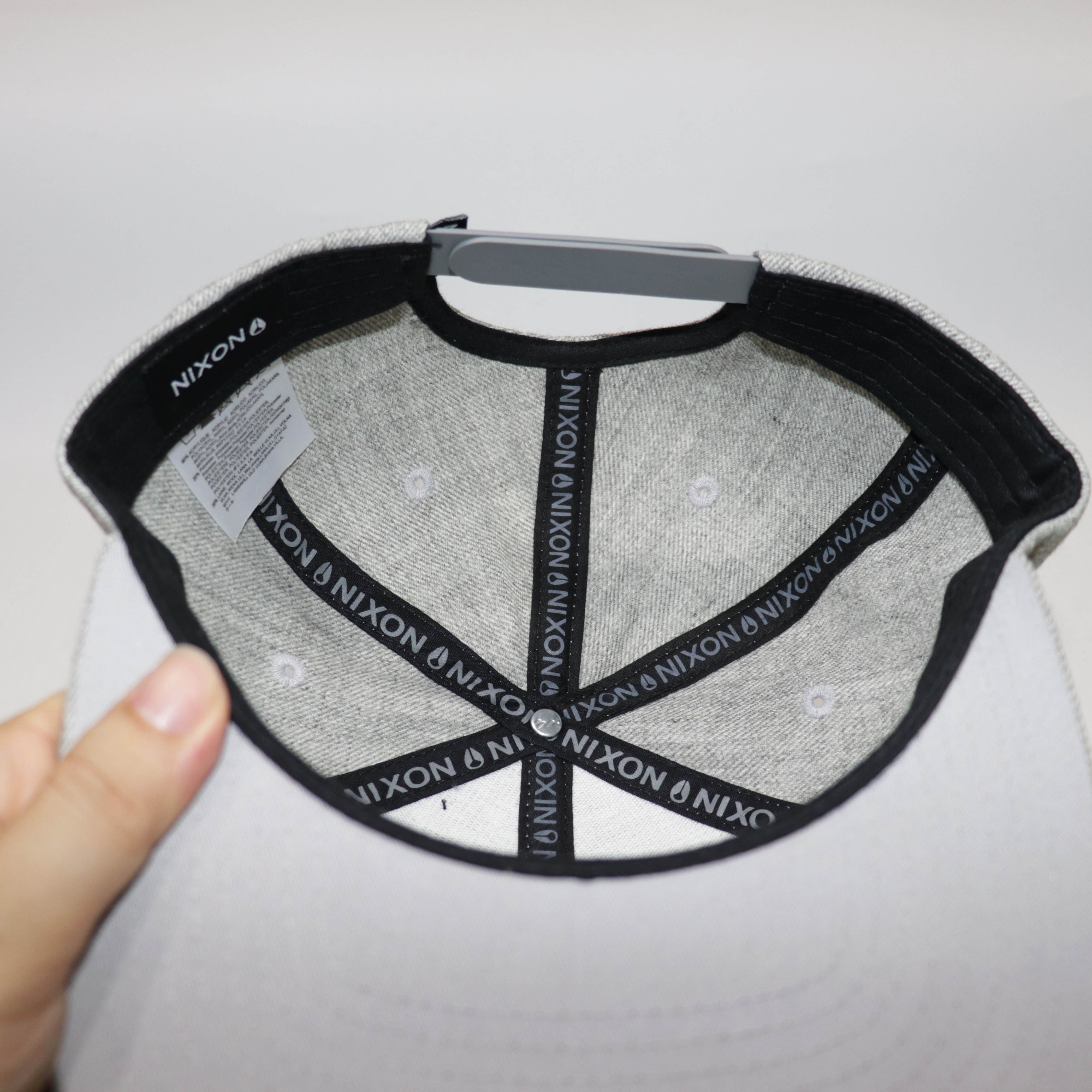 Nón Snapback NHS NixGNX Giọt nước nghệ thuật .
