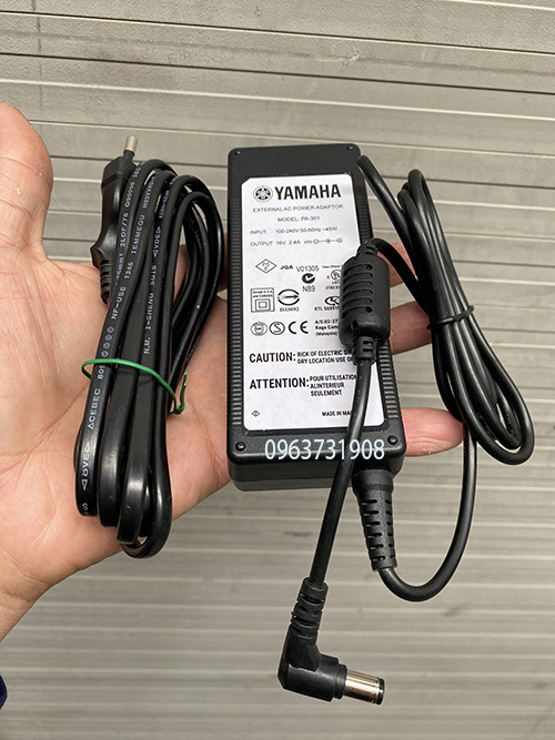Dây nguồn đàn Yamaha 16V-2.4A model PA-301