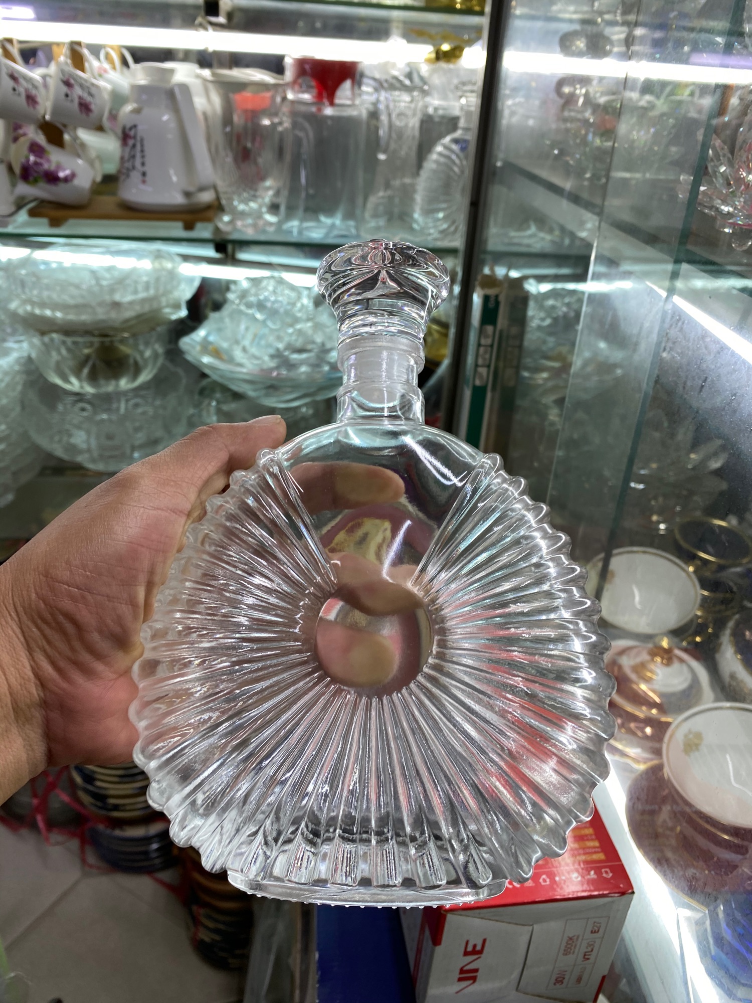 Bình thủy tinh đựng rượu 500ml