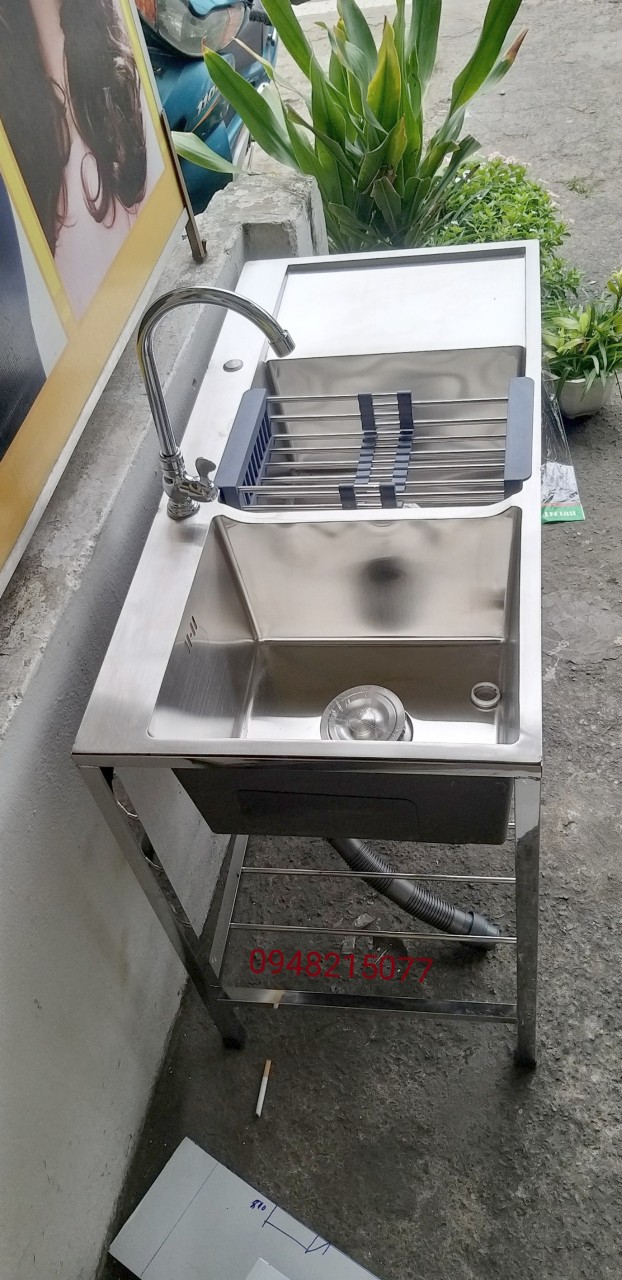 CHẬU RỬA CHÉN 1Mx48x75 CÓ KHUNG VÀ VÒI