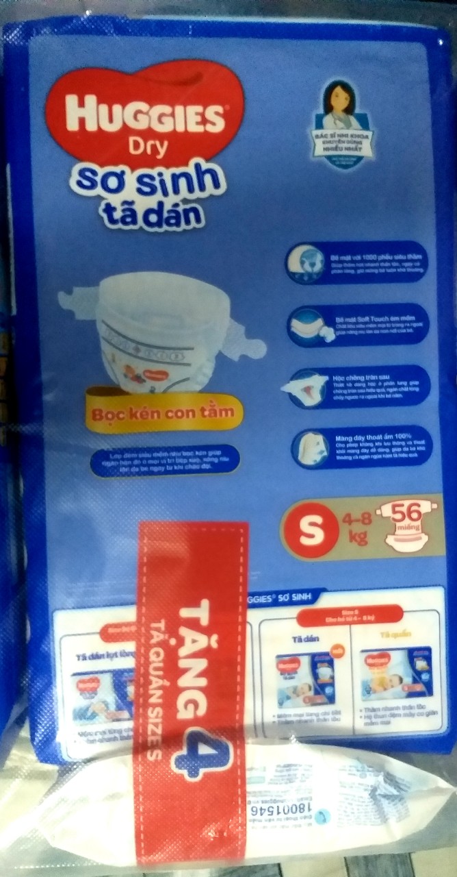 (HÀNG TẶNG) - TÃ DÁN HUGGIES SIZE S80+2, S54 +6 MIẾNG