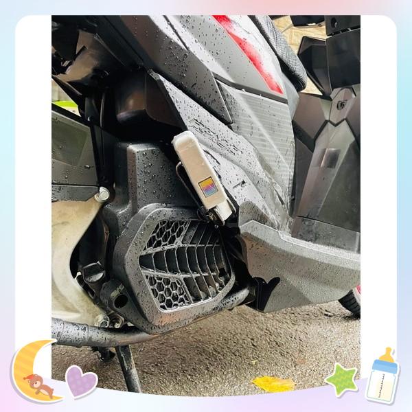 Che két ADV 150 lên vario click