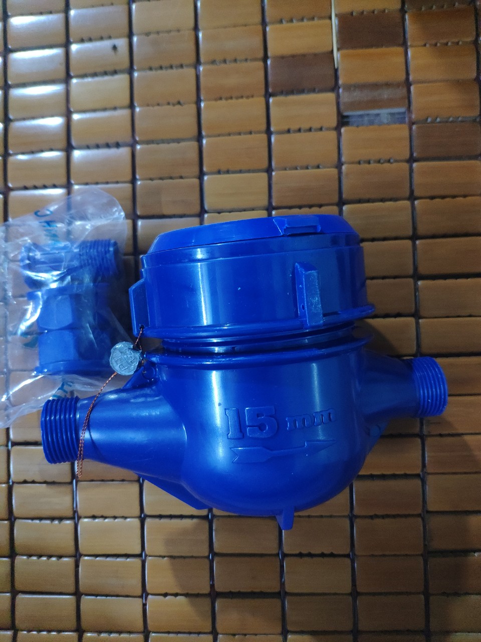ĐỒNG HỒ NƯỚC PHÚ THỊNH