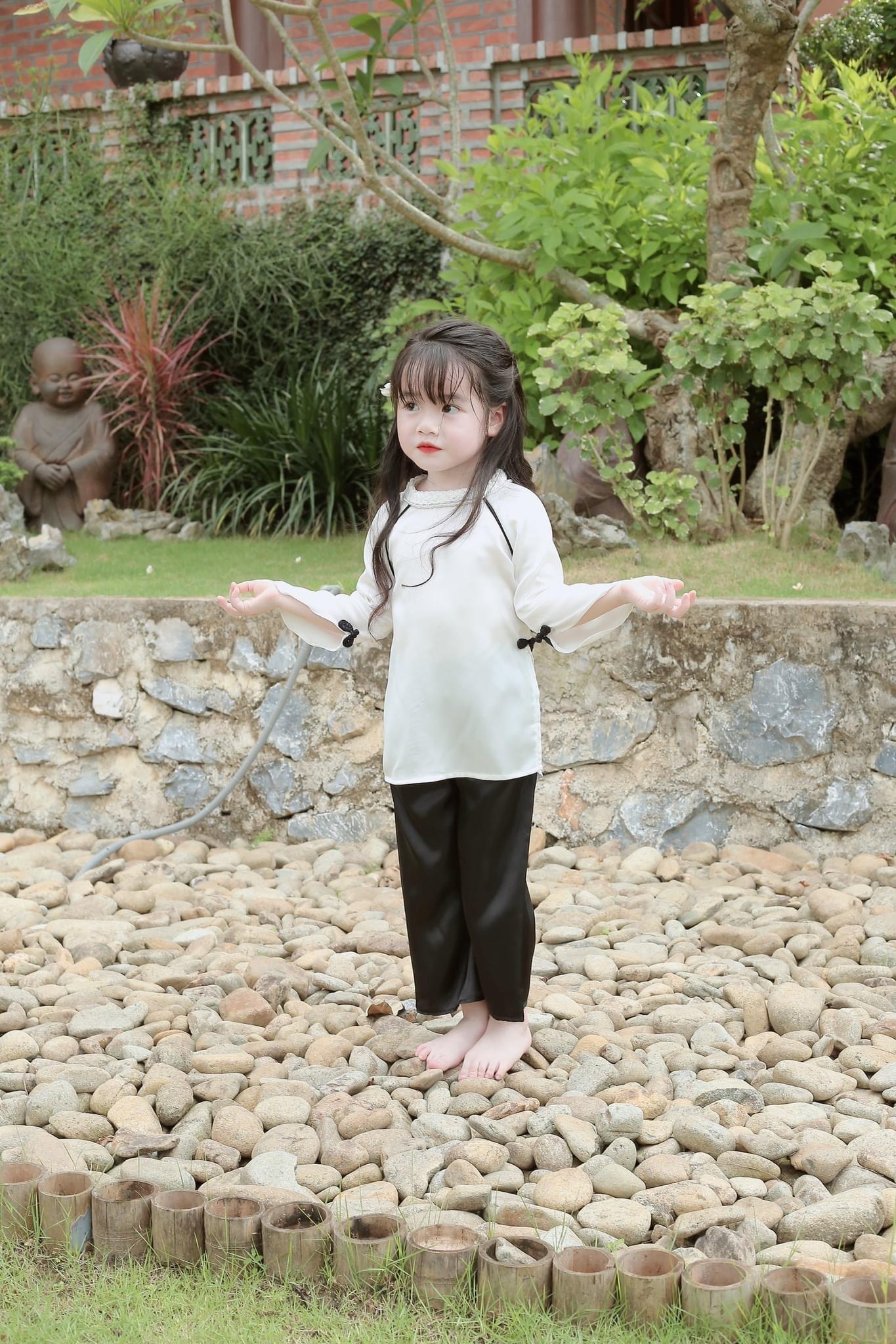 Set lam/Pháp phục bé gái lụa mềm mịn