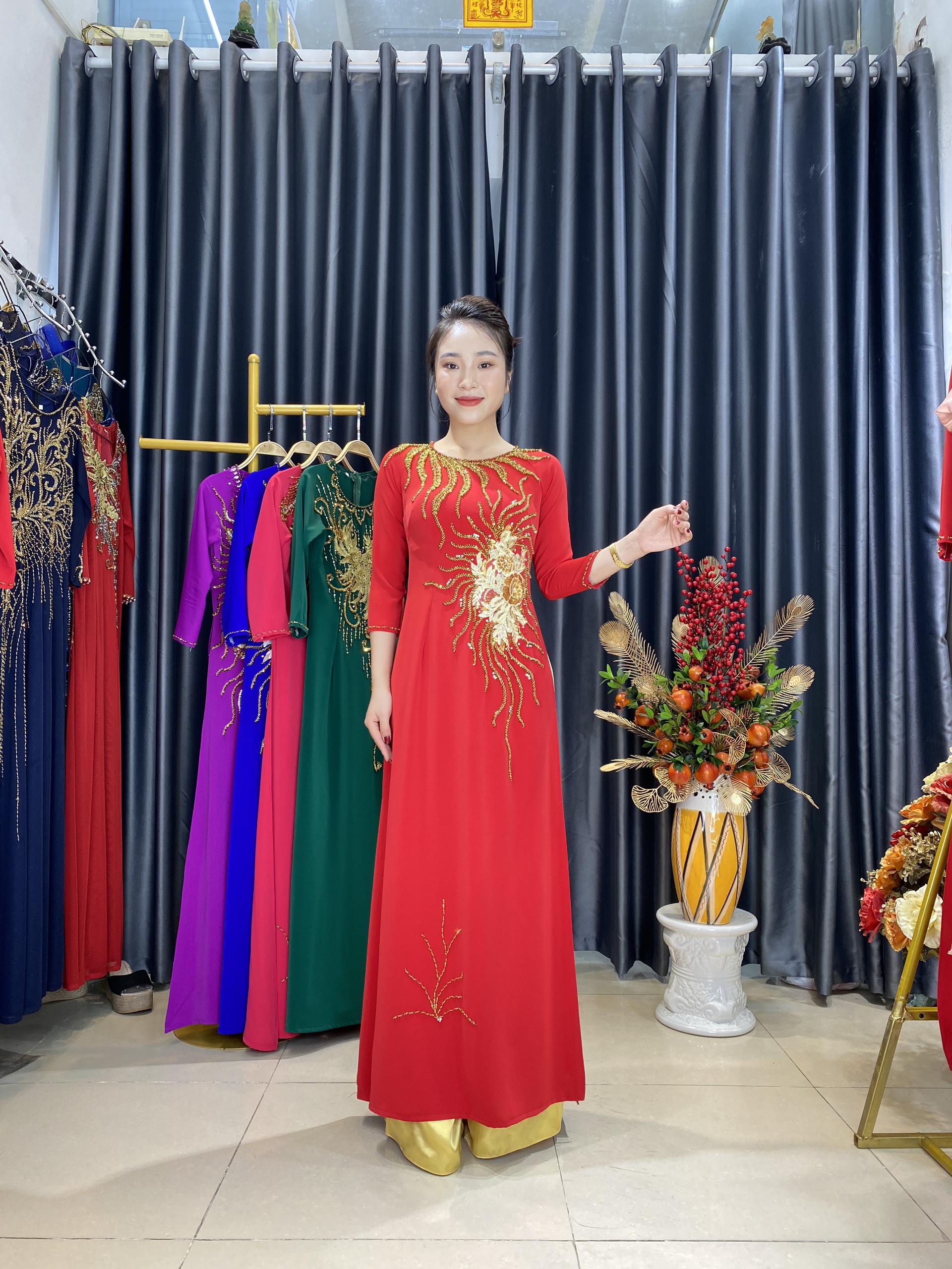 Áo dài, áo dài nữ kết đá thủ công lụa mỹ cao cấp MÃ D61