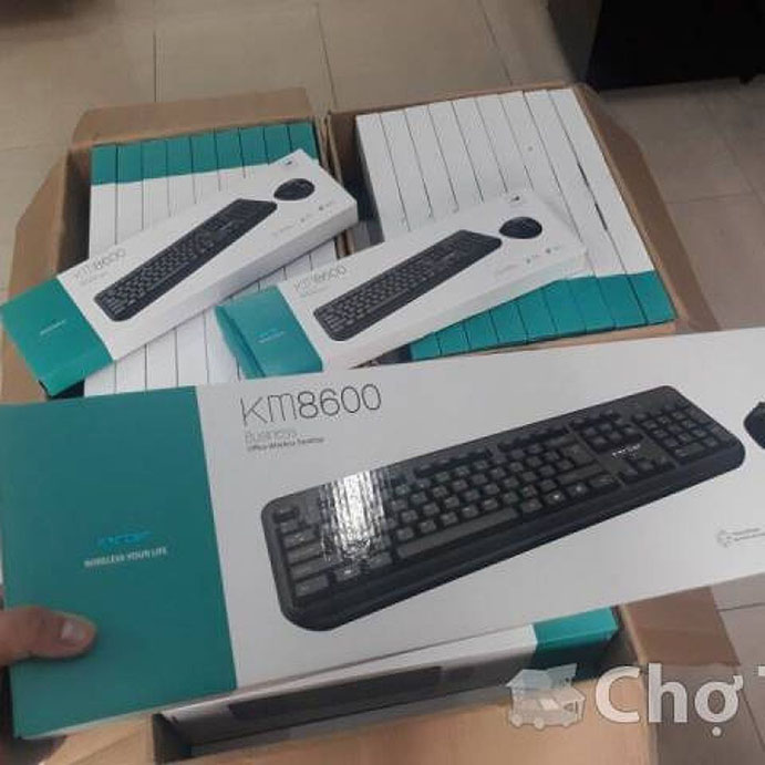 Combo chuột và bàn phím không dây Forter Km8600