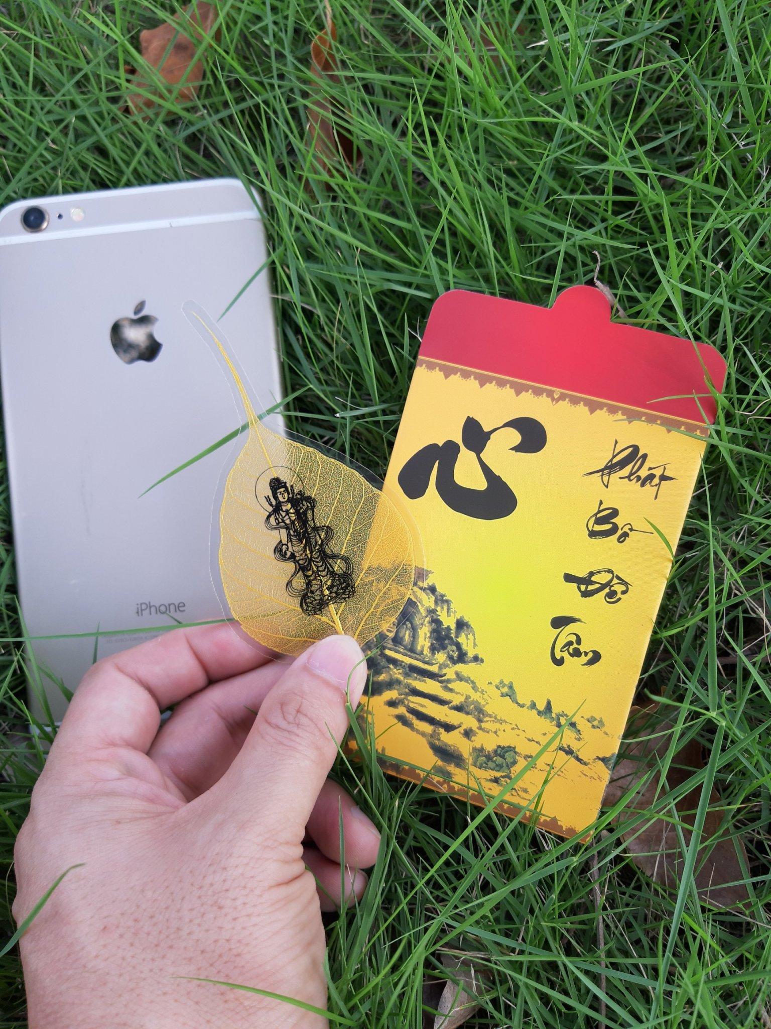 Lá Bồ Đề Tuổi Tỵ ( ốp điện thoại)