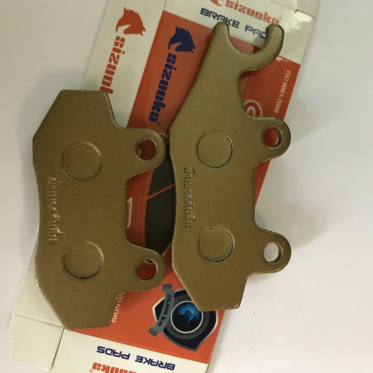 Má phanh đĩa, bố thắng đĩa Viva I, Viva II, Viva III, Viva R, Hayate, Nouvo I trước, Nouvo II trước, Nouvo III trước, Jupiter V, Jupiter Gravita trước, Smash trước, Shogun R 125 trước, Axelo, Raider trước, Mio trước, Taurus trước PADSZK16 hiệu Sizuoka