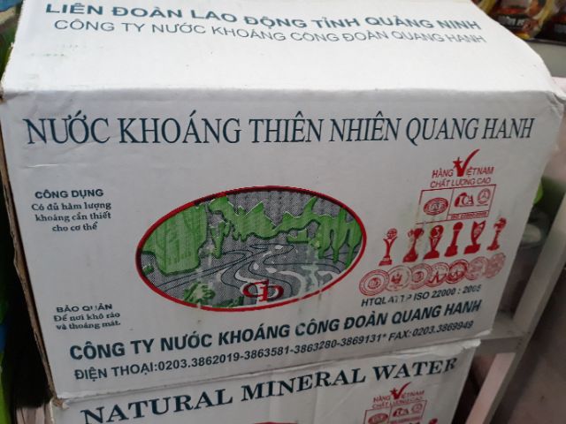 Nước khoáng mặn Quang Hanh (chai 500ml)